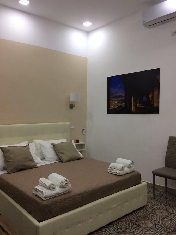 나폴리 Decumani Prestige B&B 외부 사진