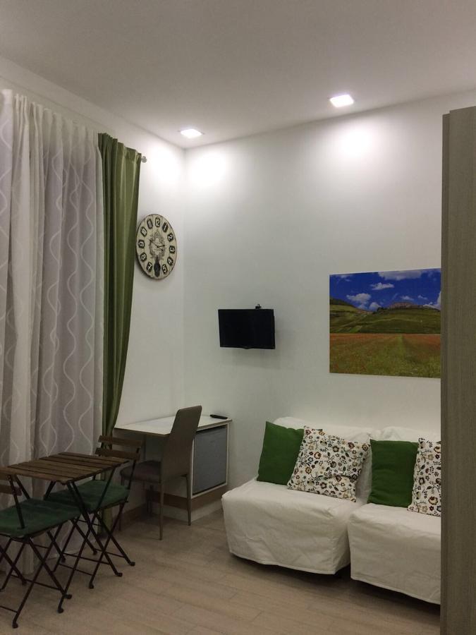 나폴리 Decumani Prestige B&B 외부 사진